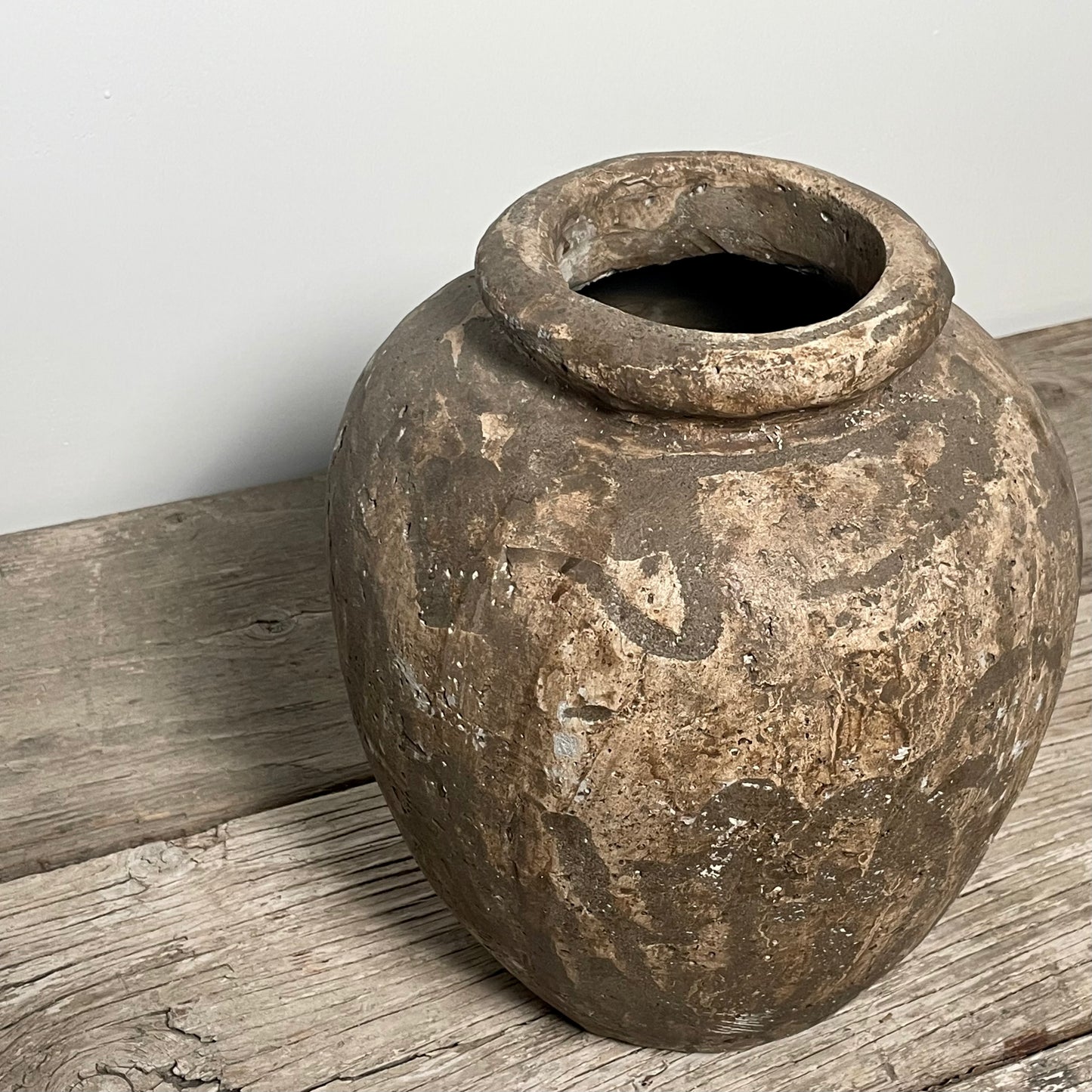 Grey Brown Kalimantan Pot, Small
