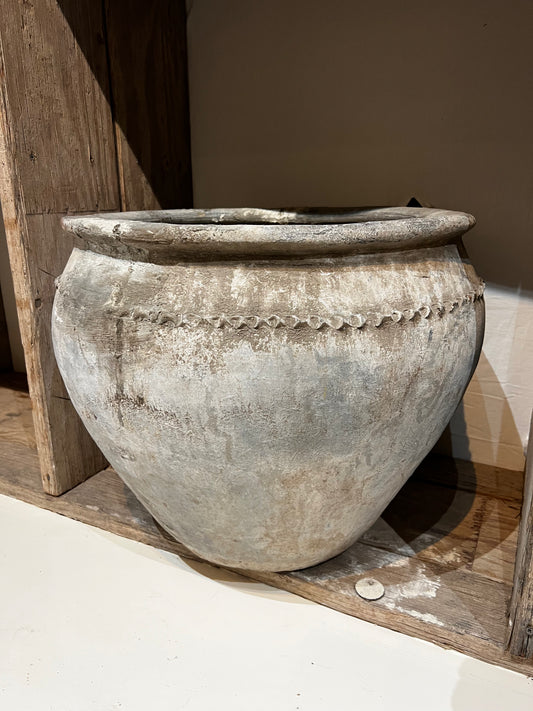 Java Pot, low open mouth, medium