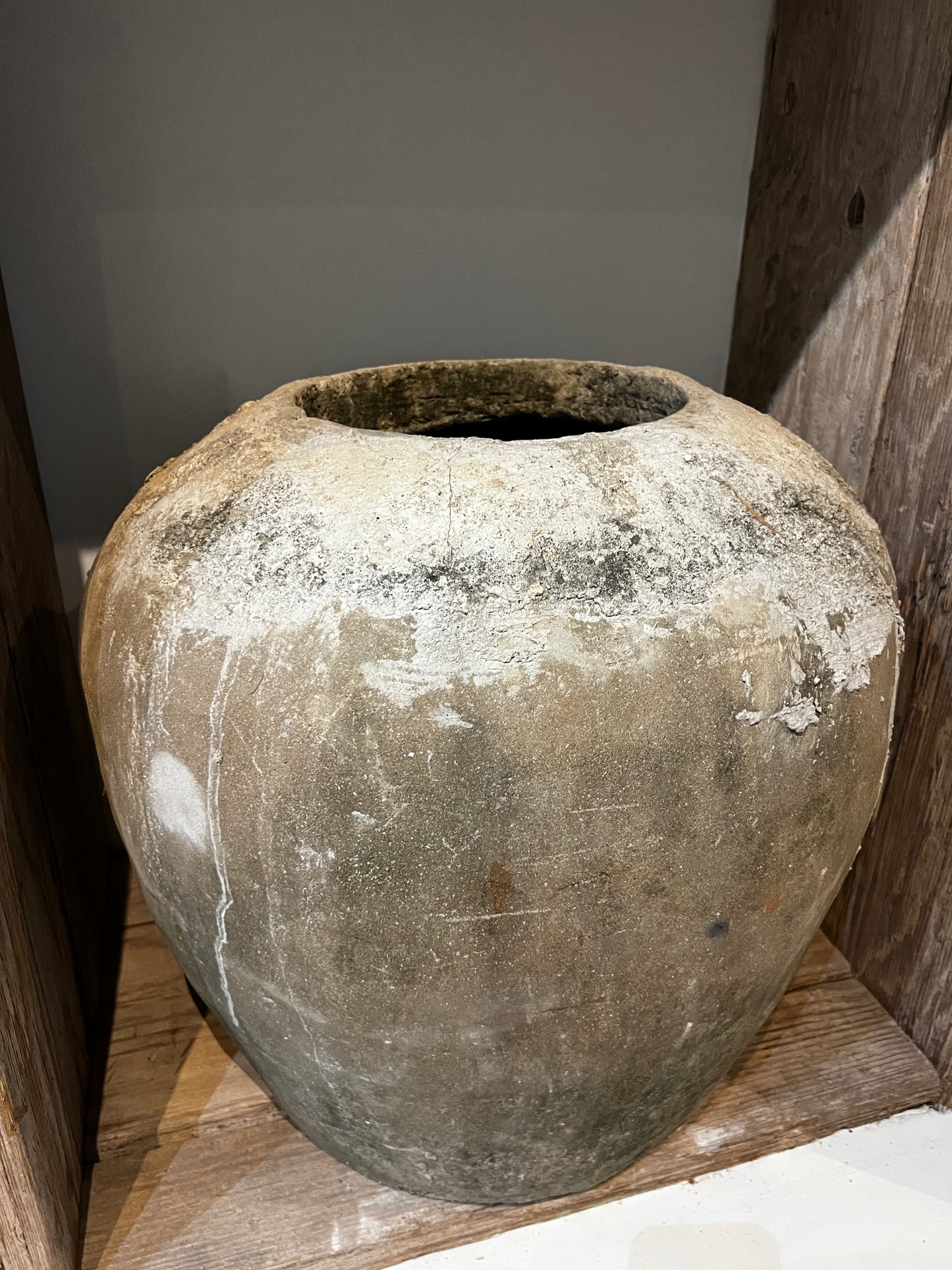 Cement Pot, brown, medium