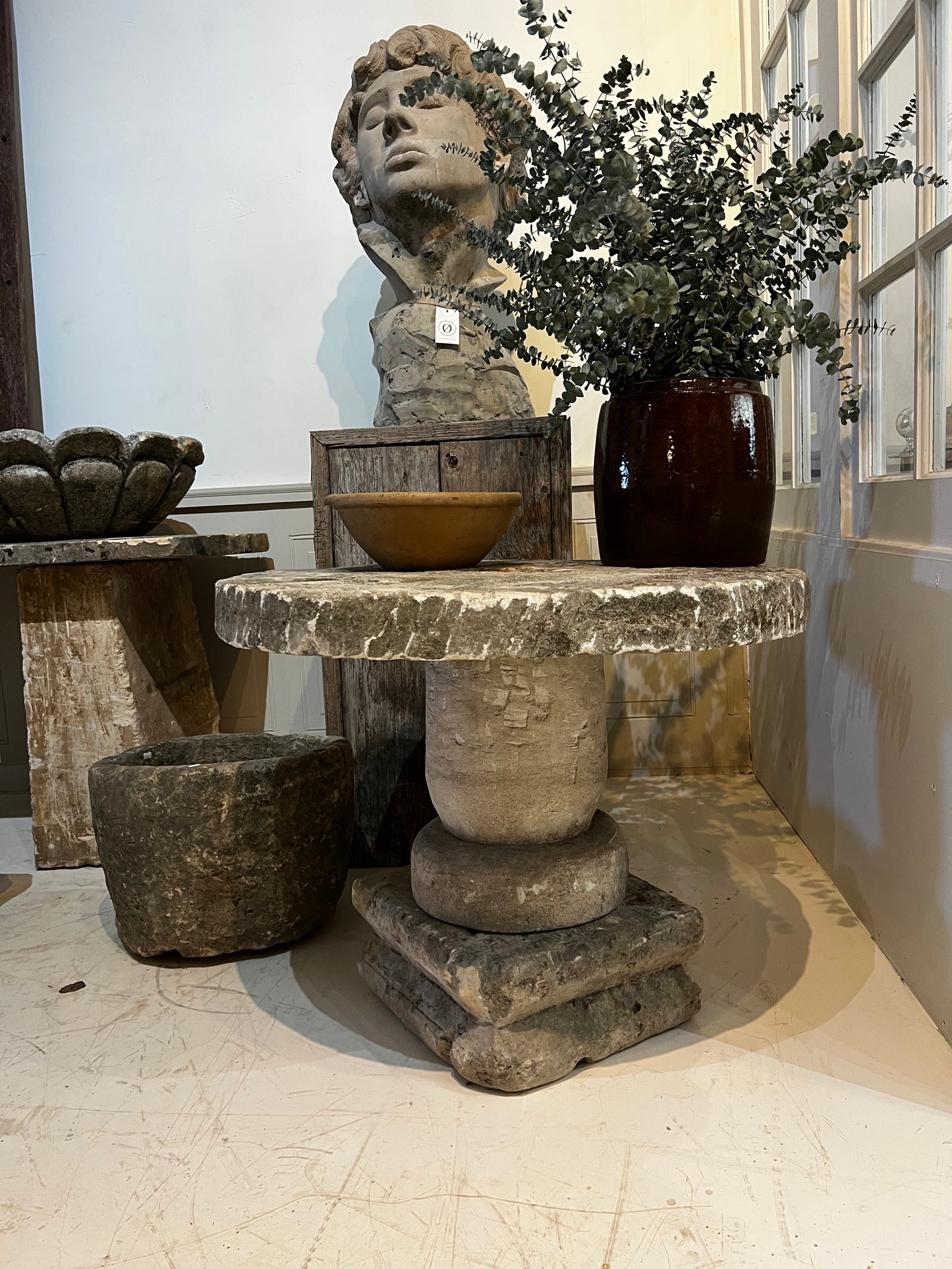 Limestone Table, round