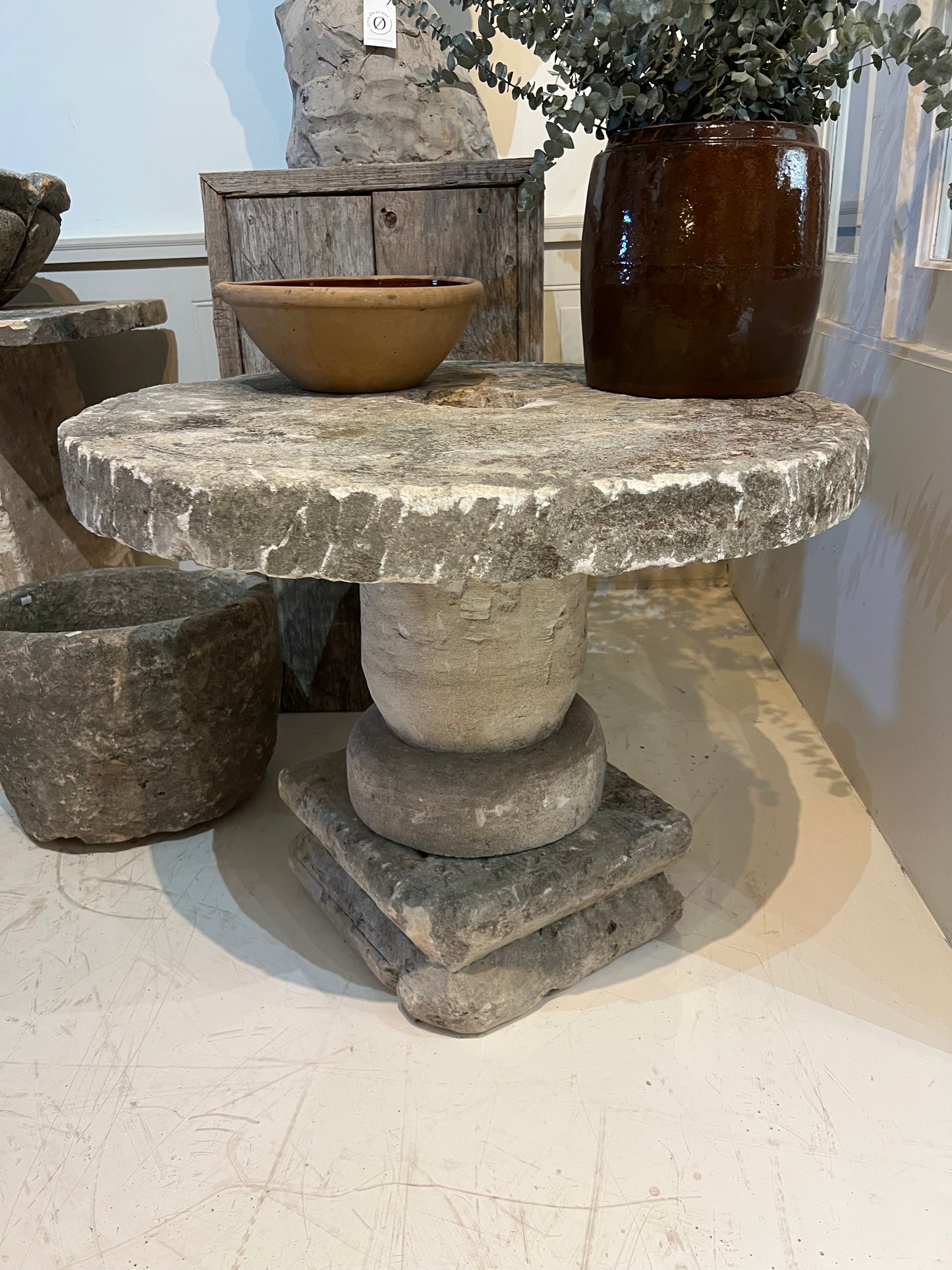 Limestone Table, round