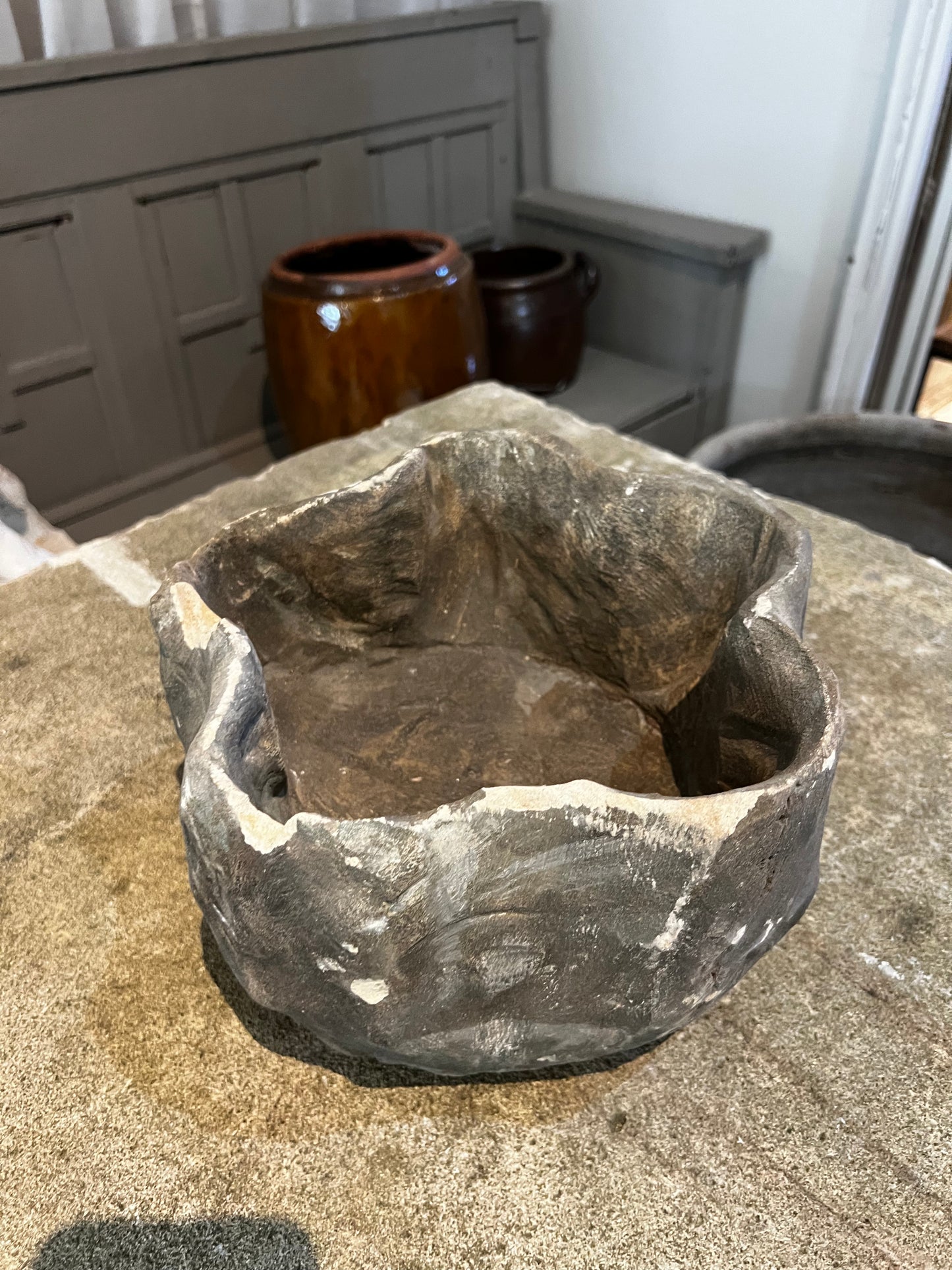 Limestone Pot, dark brown, small