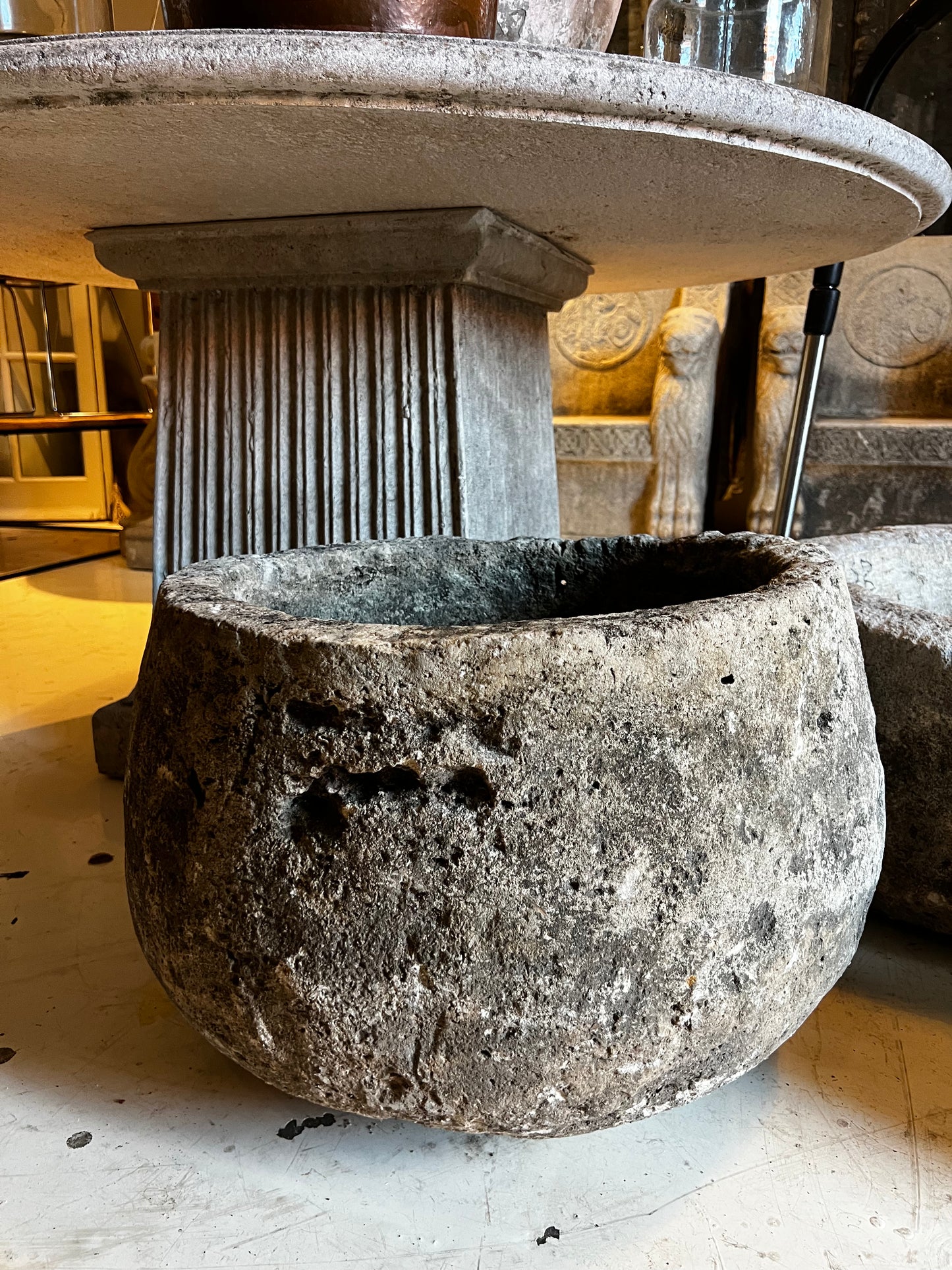 Limestone pot, medium