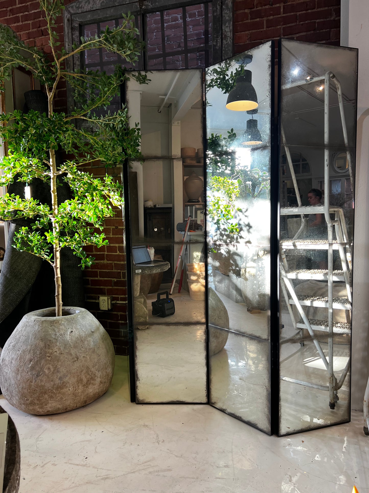 Room-divider aged Mirror Glass