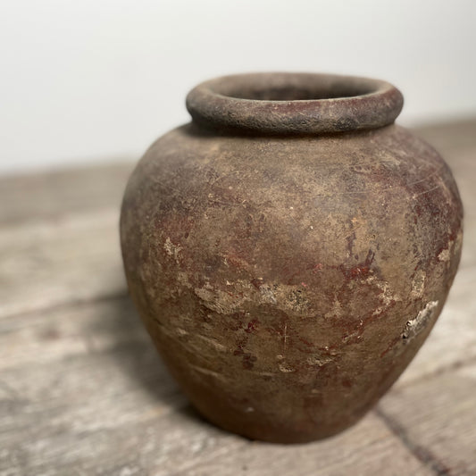 Terracotta Kalimantan Pot, Small
